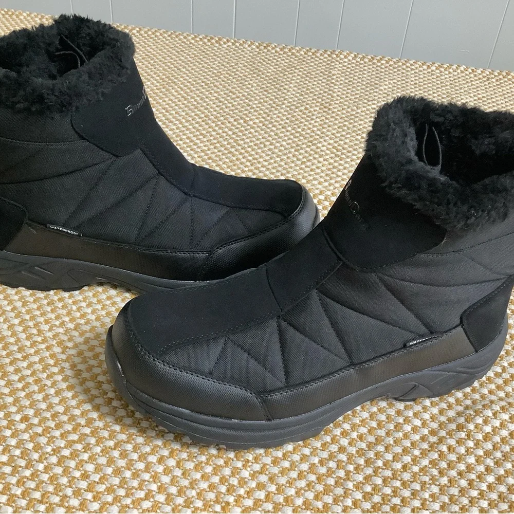 SILENTCARE Men’s warm snow ,waterproof shoes. Anti slip size 11.5 NWT